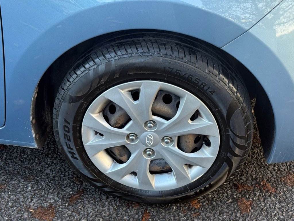 Used Hyundai i10 2016 for sale - 76520362: Photo 41