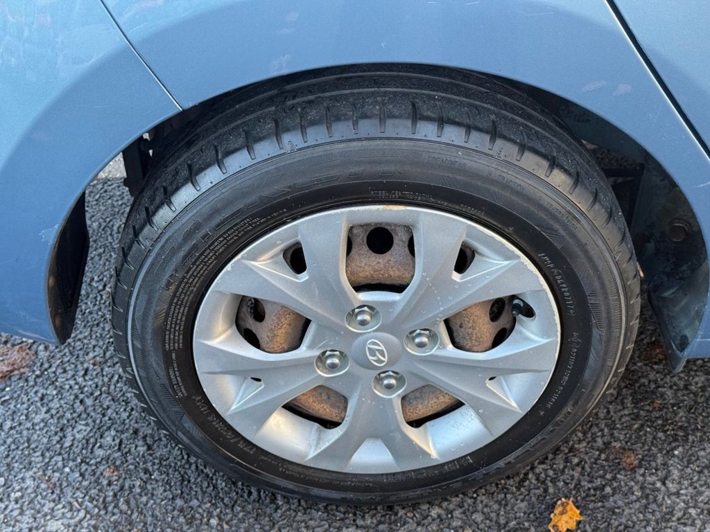 Used Hyundai i10 2016 for sale - 76520362: Photo 44