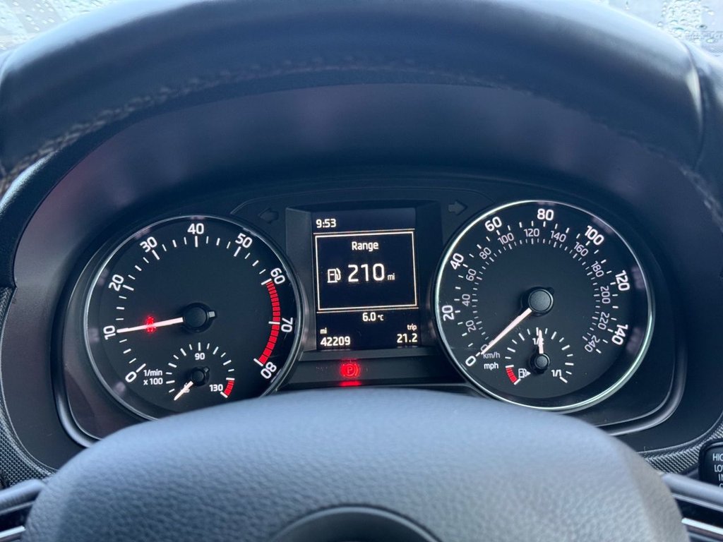 Used Skoda Fabia 2016 for sale - 76740693: Photo 48