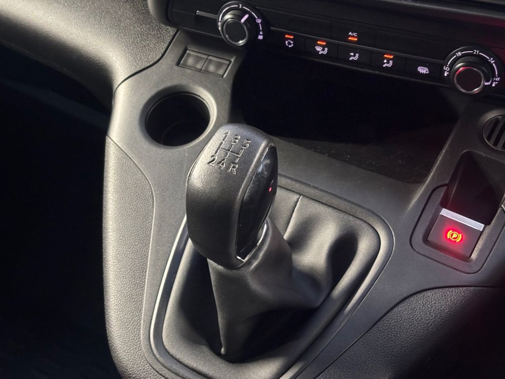 Used Peugeot Partner 2020 for sale - 76642825: Photo 28