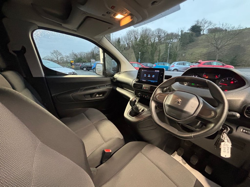 Used Peugeot Partner 2020 for sale - 76642825: Photo 42