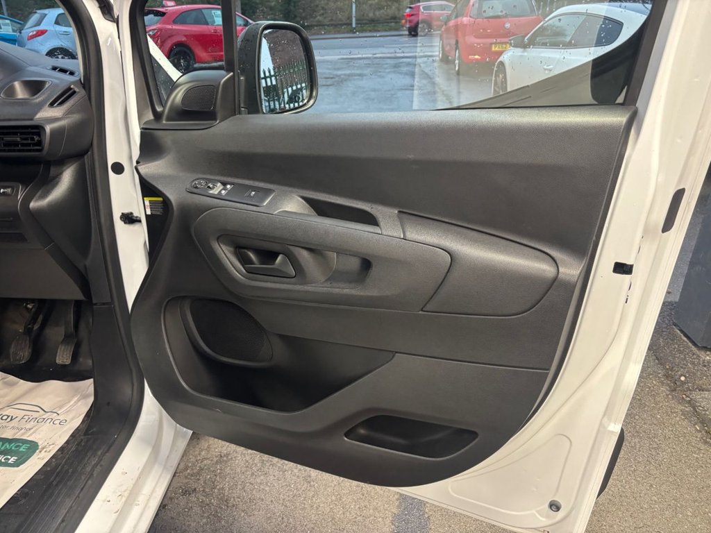 Used Peugeot Partner 2020 for sale - 76642825: Photo 43