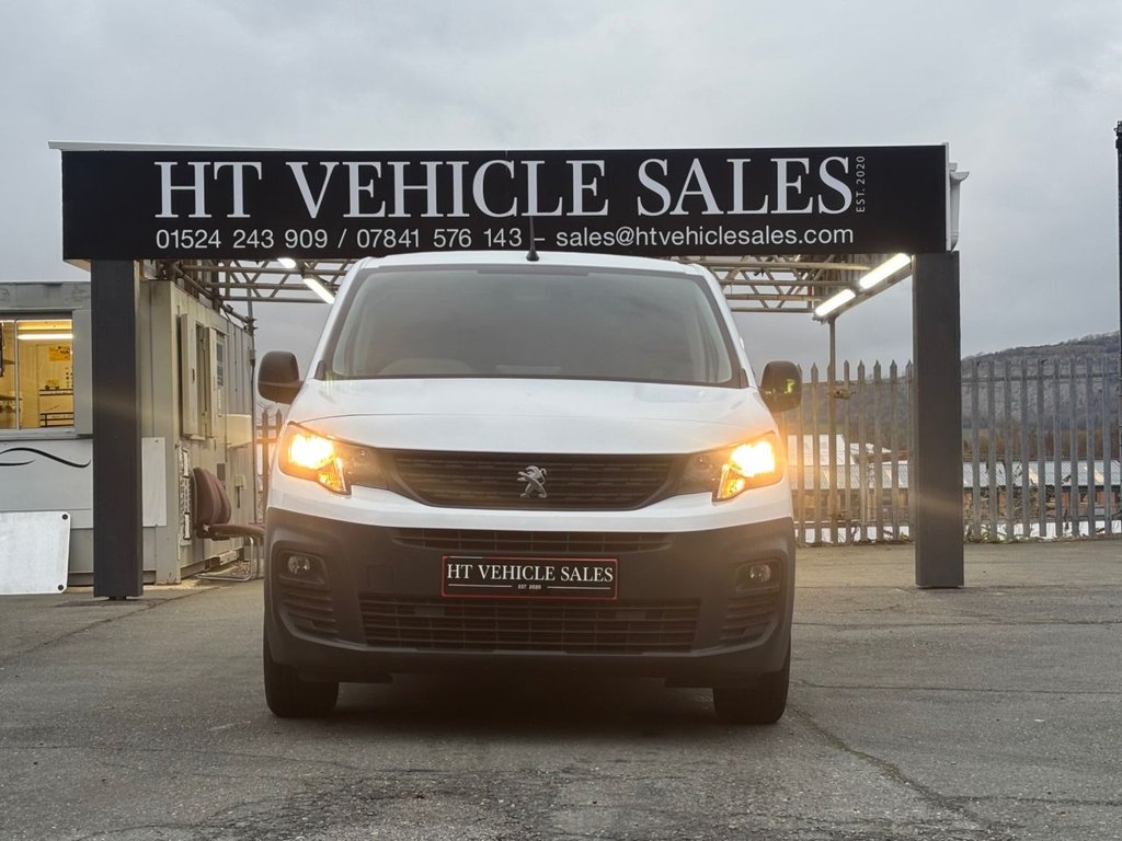 Used Peugeot Partner 2020 for sale - 76642825: Photo 8