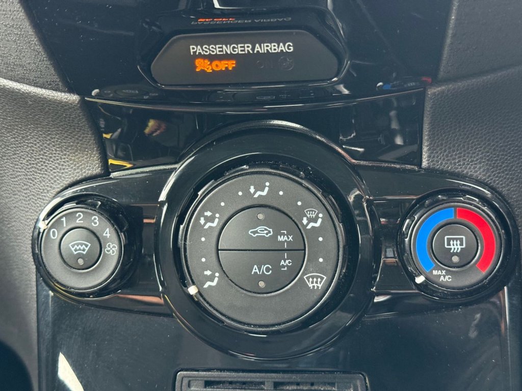 Used Ford Fiesta 2016 for sale - 76157330: Photo 50