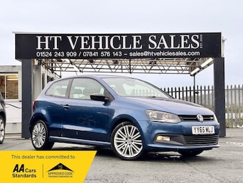 Used Volkswagen Polo 2015 for sale - 76157337: Photo