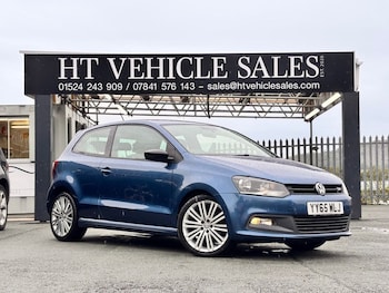 Used Volkswagen Polo 2015 for sale - 76157337: Photo