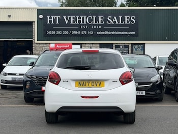 Used Peugeot 208 2017 for sale - 79550717: Photo