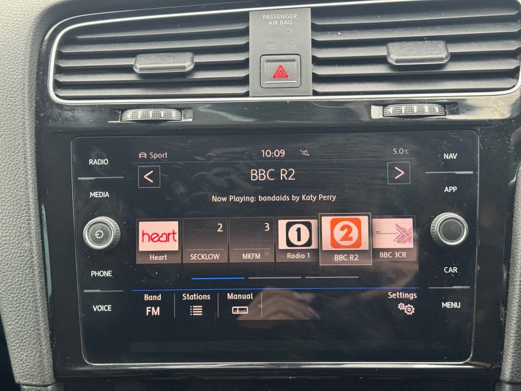 Used Volkswagen Golf 2017 for sale - 77026811: Photo 14