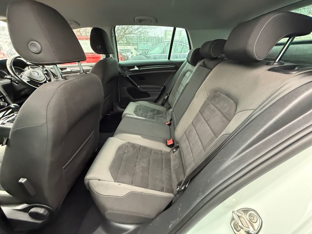 Used Volkswagen Golf 2017 for sale - 77026811: Photo 43