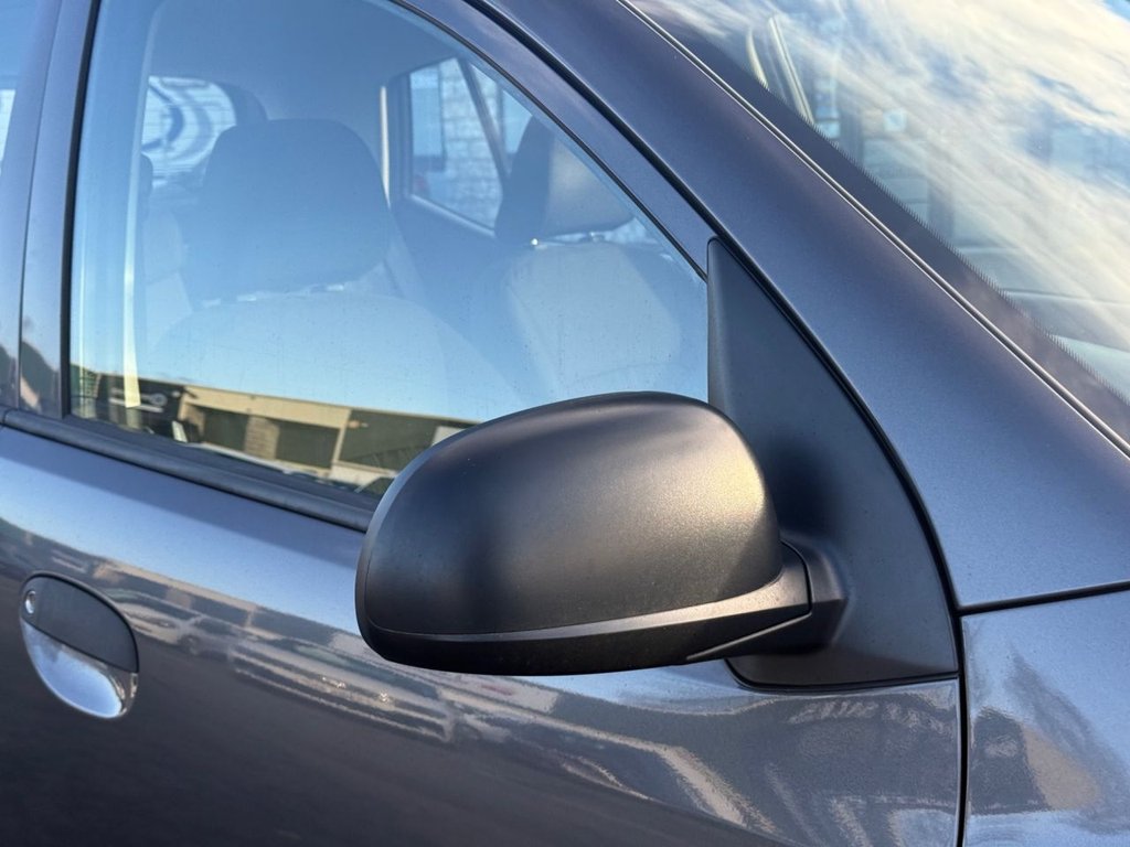 Used Hyundai i10 2013 for sale - 77313273: Photo 34