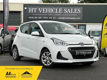 Used Hyundai i10 2017 for sale - 76157348: Photo