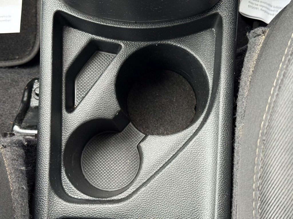 Used Hyundai i10 2017 for sale - 76157348: Photo 34