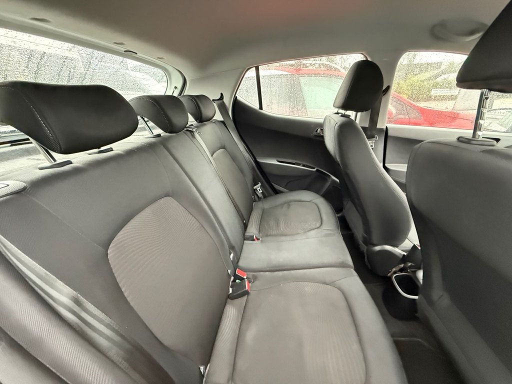 Used Hyundai i10 2017 for sale - 76157348: Photo 39