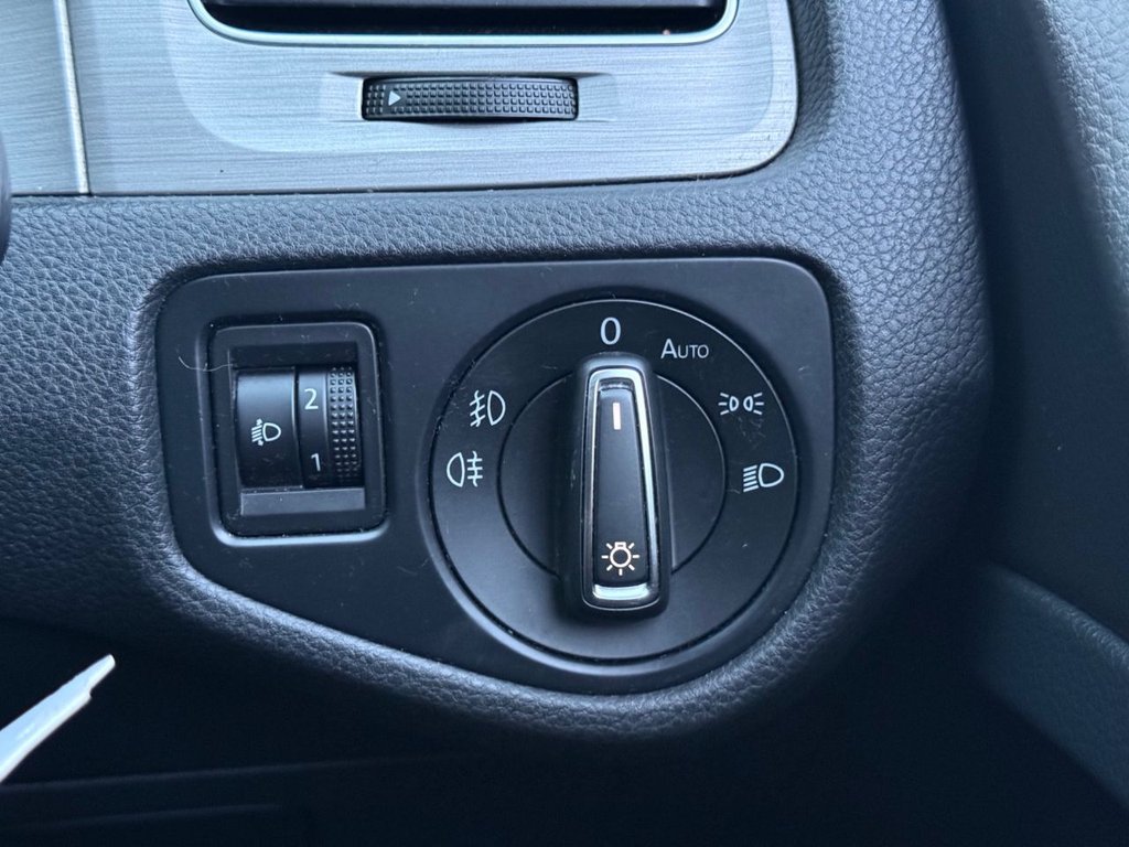 Used Volkswagen Golf 2015 for sale - 77200368: Photo 39