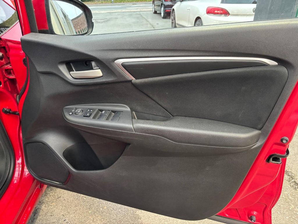 Used Honda Jazz 2017 for sale - 76482390: Photo 46