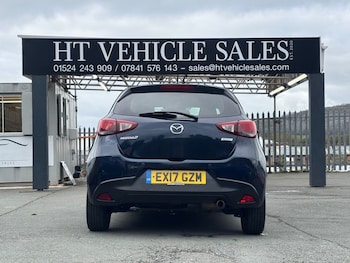 Used Mazda Mazda2 2017 for sale - 76157338: Photo 4