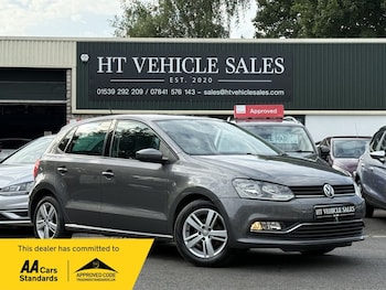 Used Volkswagen Polo 2016 for sale - 76157349: Photo