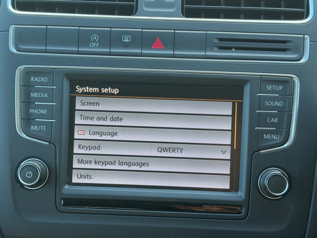 Used Volkswagen Polo 2015 for sale - 76279811: Photo 21