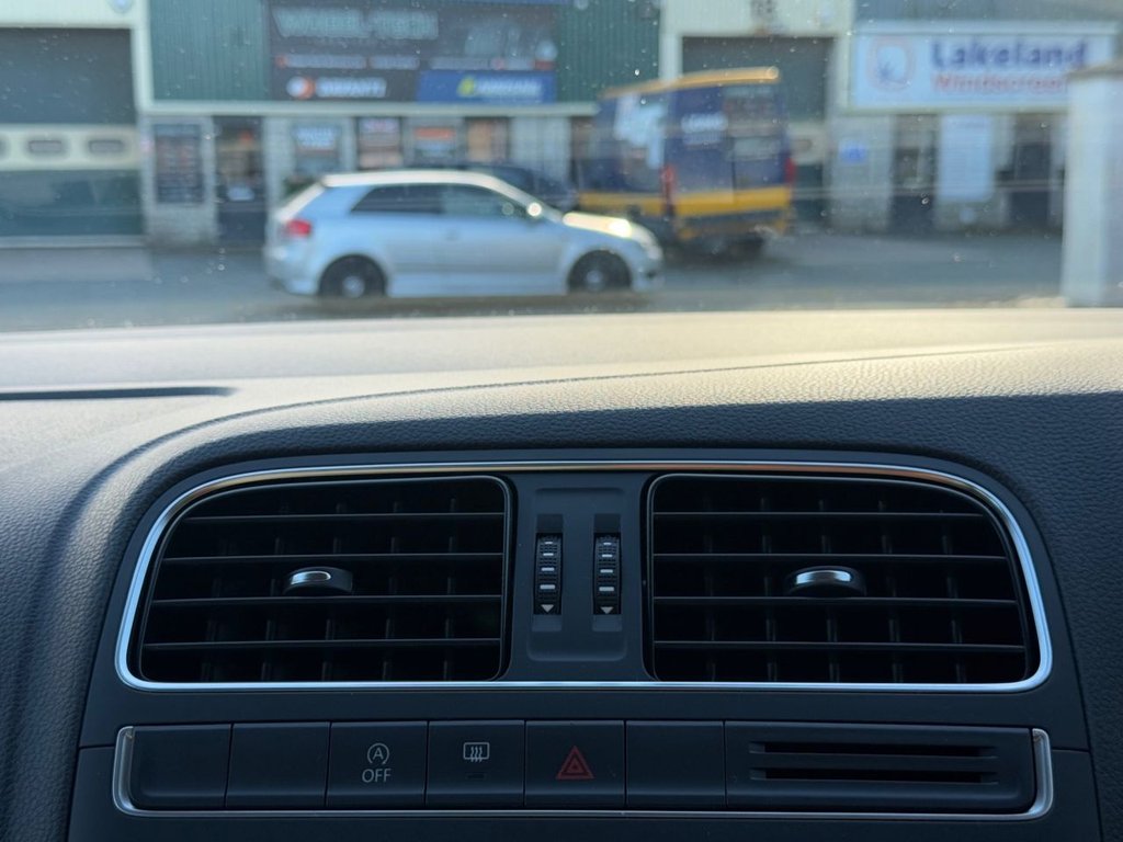 Used Volkswagen Polo 2015 for sale - 76279811: Photo 30