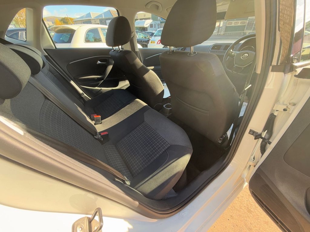 Used Volkswagen Polo 2015 for sale - 76279811: Photo 36