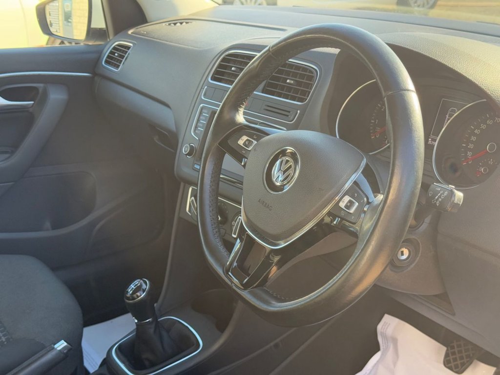 Used Volkswagen Polo 2015 for sale - 76279811: Photo 45