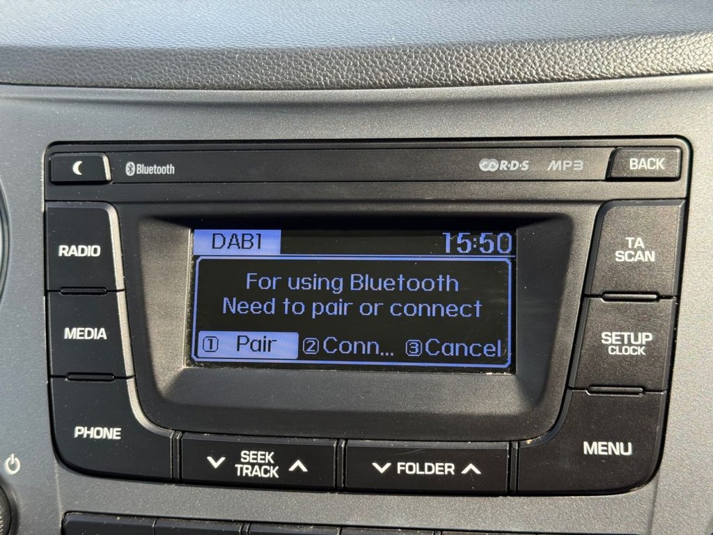 Used Hyundai i10 2017 for sale - 76157355: Photo 18