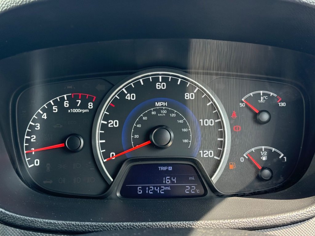 Used Hyundai i10 2017 for sale - 76157355: Photo 19