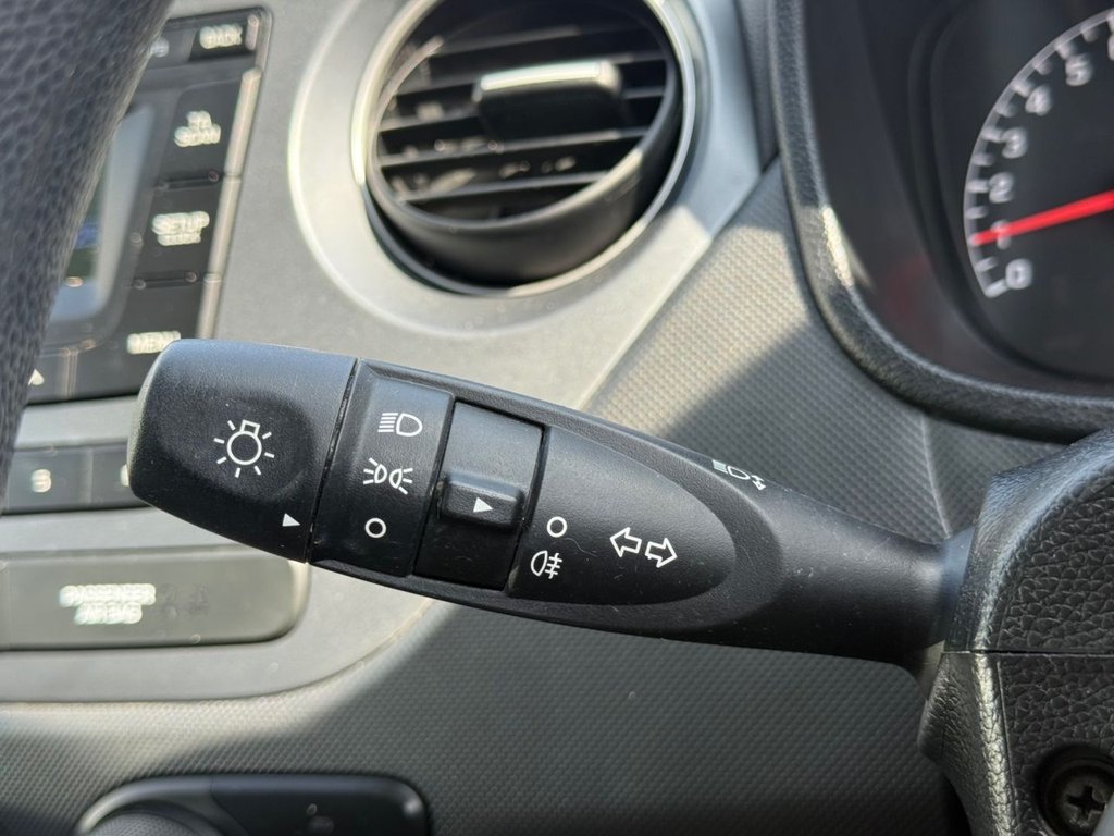 Used Hyundai i10 2017 for sale - 76157355: Photo 20