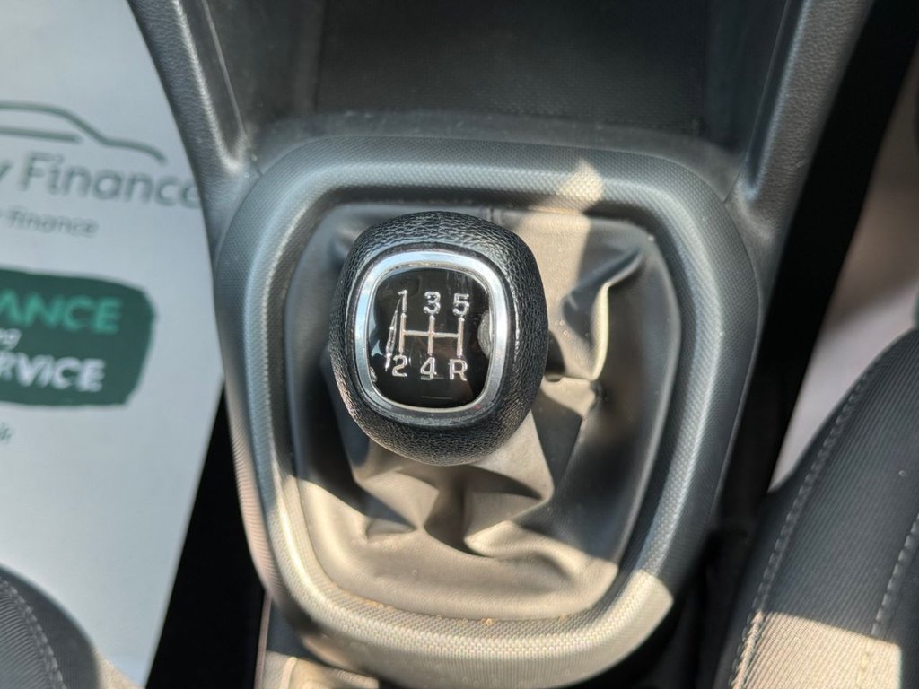 Used Hyundai i10 2017 for sale - 76157355: Photo 26