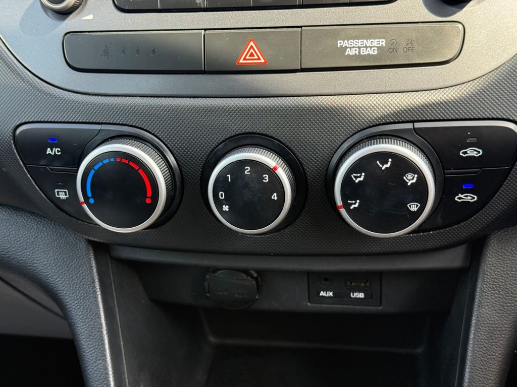 Used Hyundai i10 2017 for sale - 76157355: Photo 28