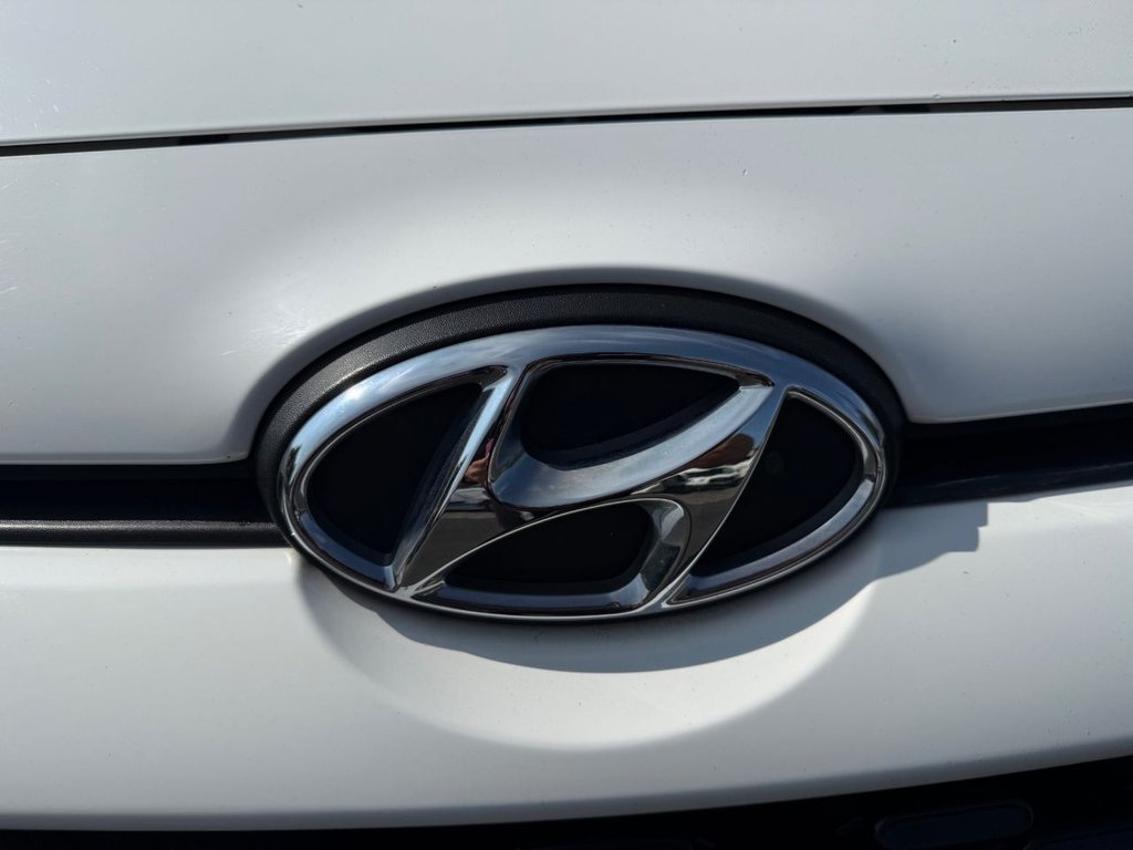 Used Hyundai i10 2017 for sale - 76157355: Photo 45