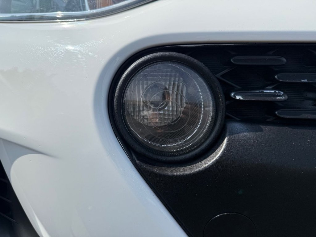 Used Hyundai i10 2017 for sale - 76157355: Photo 46