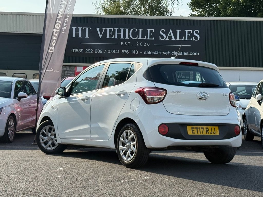 Used Hyundai i10 2017 for sale - 76157355: Photo 5