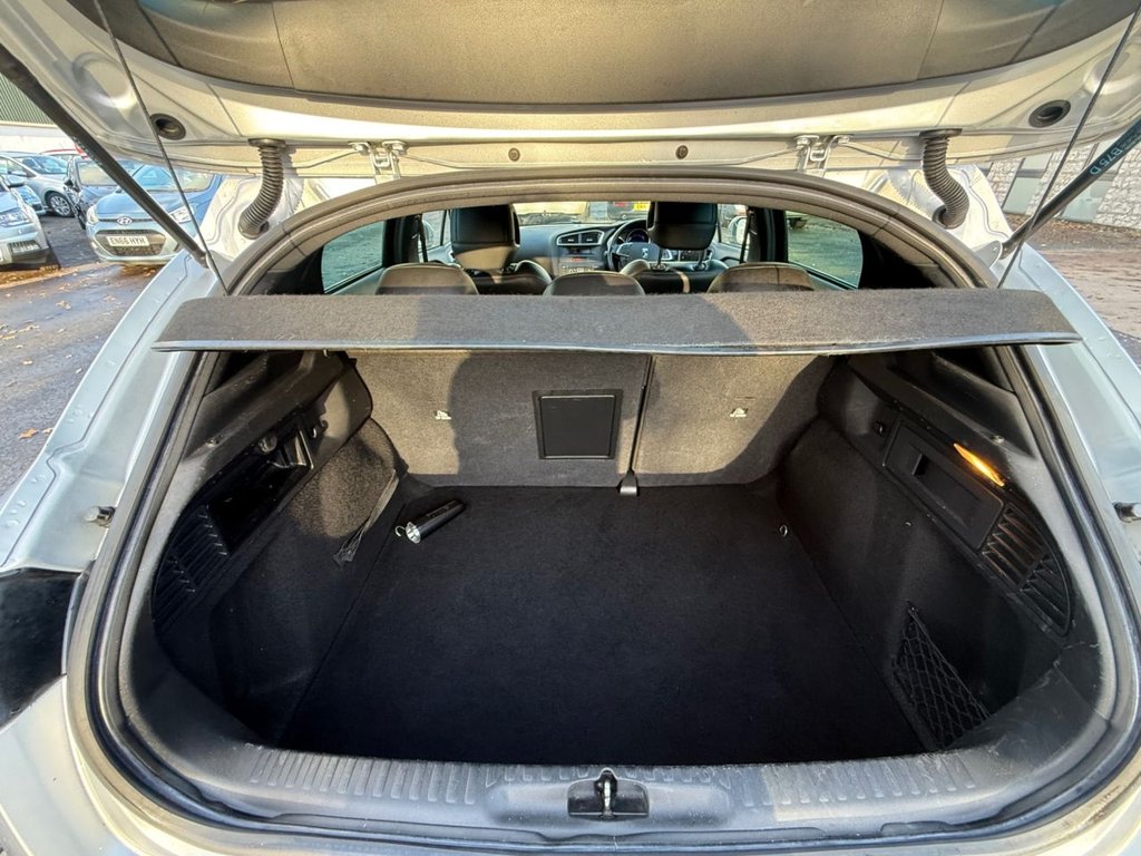 Used Citroen DS4 2014 for sale - 76535457: Photo 40