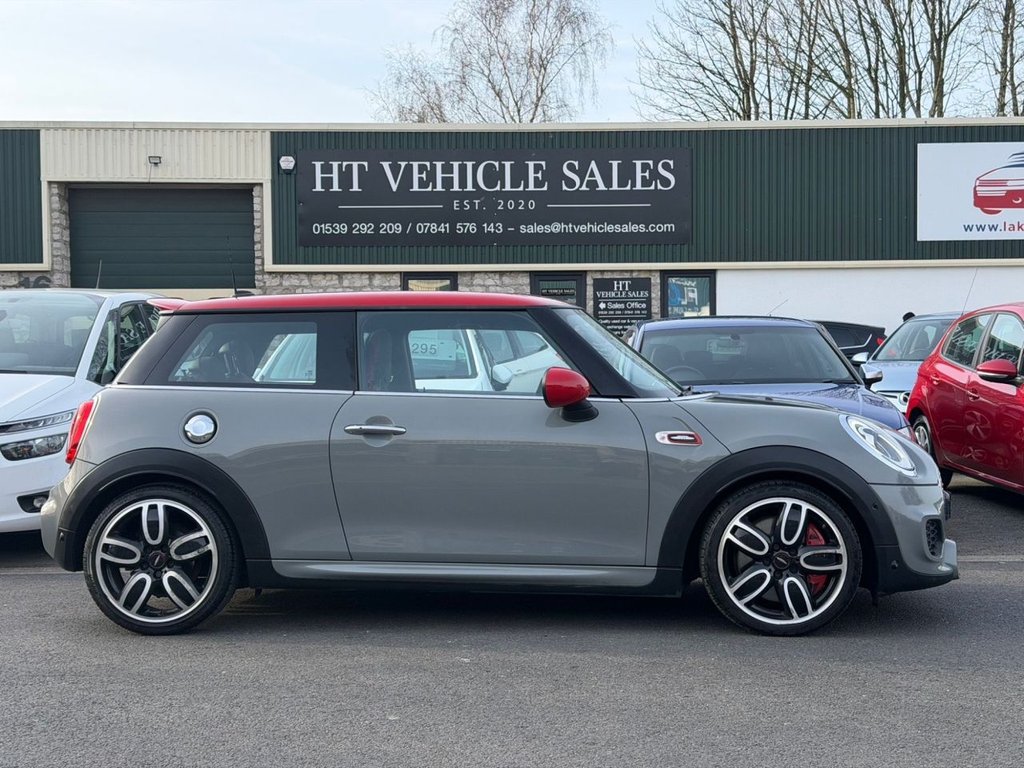 Used MINI Hatch 2015 for sale - 78030462: Photo 2