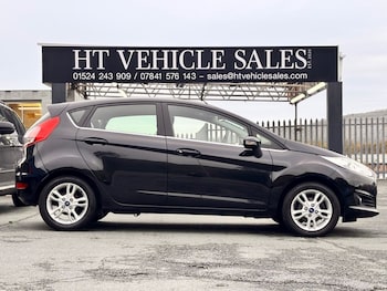 Used Ford Fiesta 2015 for sale - 76157339: Photo