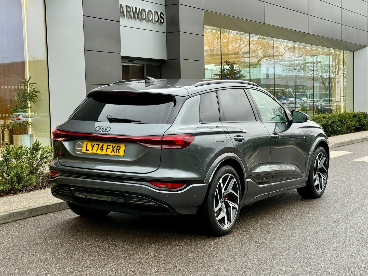 Used Audi Q6 e-tron 2024 for sale - 76953232: Photo 14