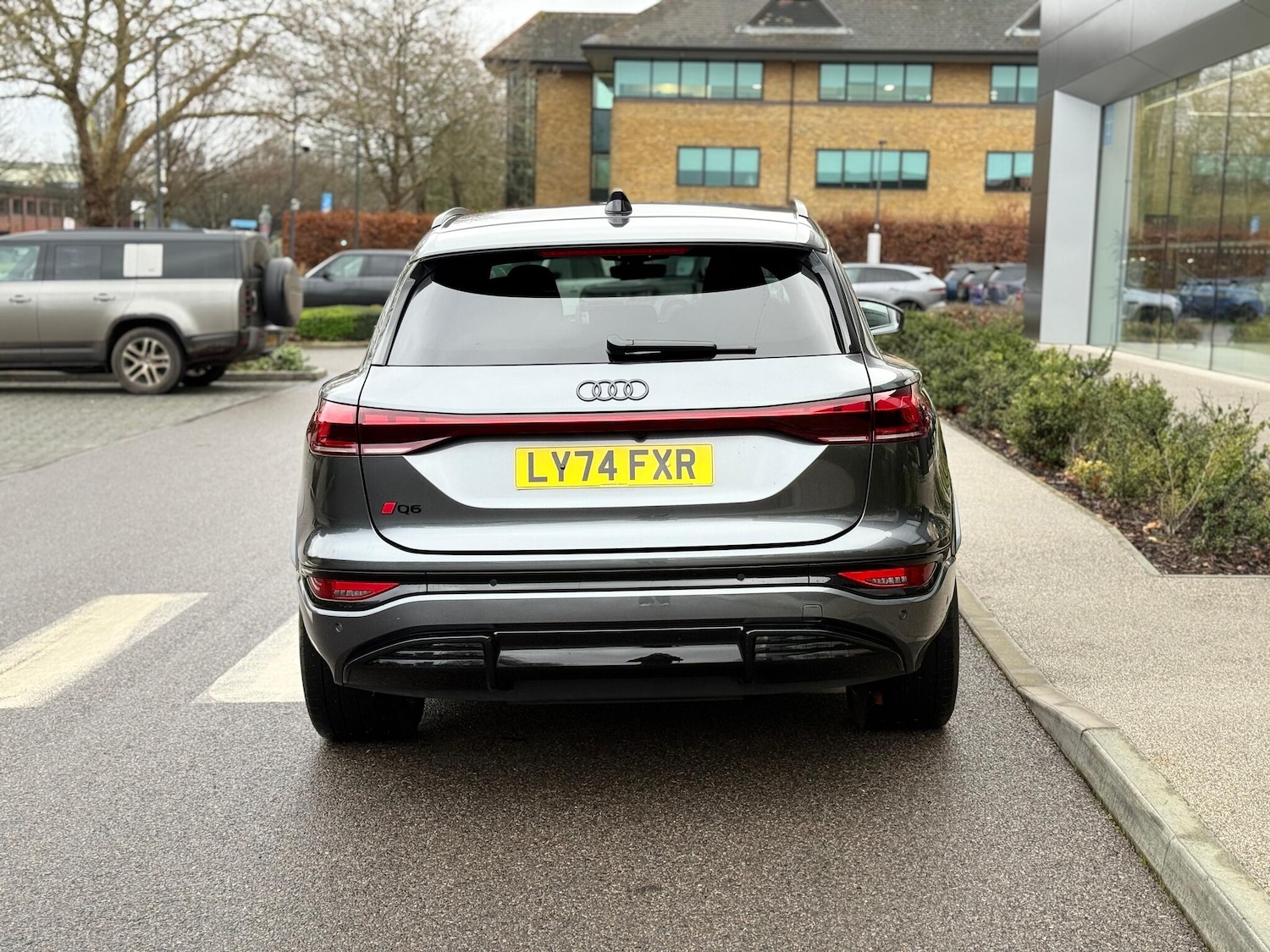 Used Audi Q6 e-tron 2024 for sale - 76953232: Photo 16