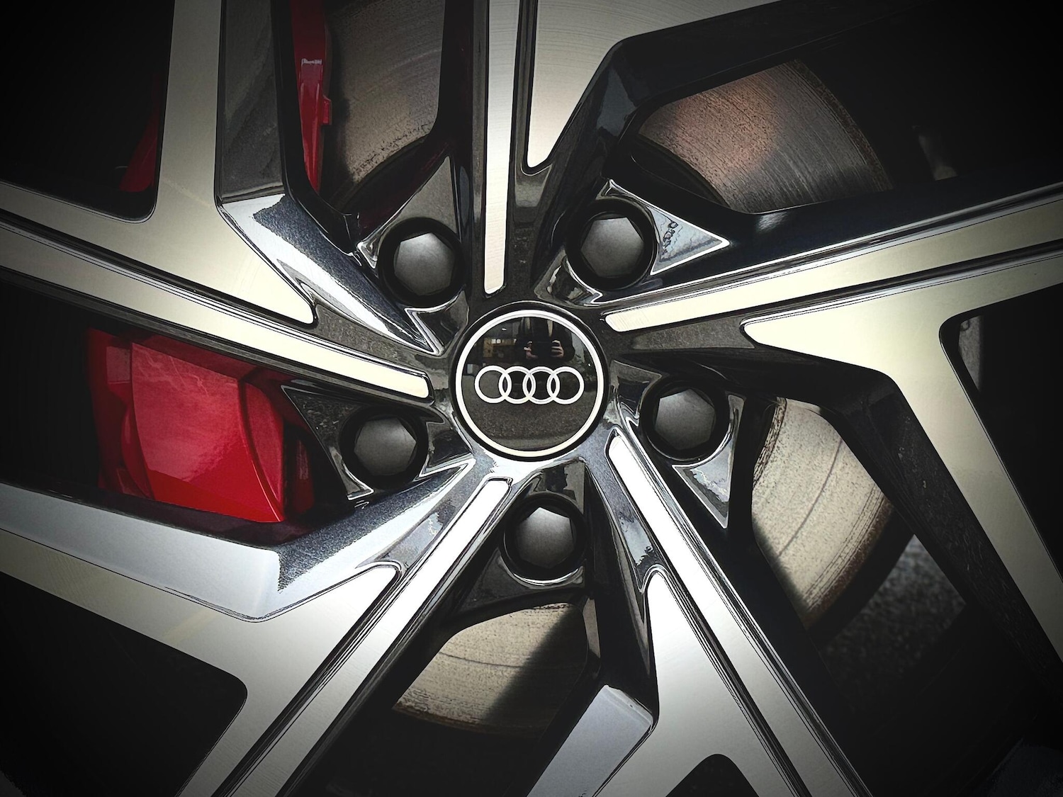 Used Audi Q6 e-tron 2024 for sale - 76953232: Photo 23