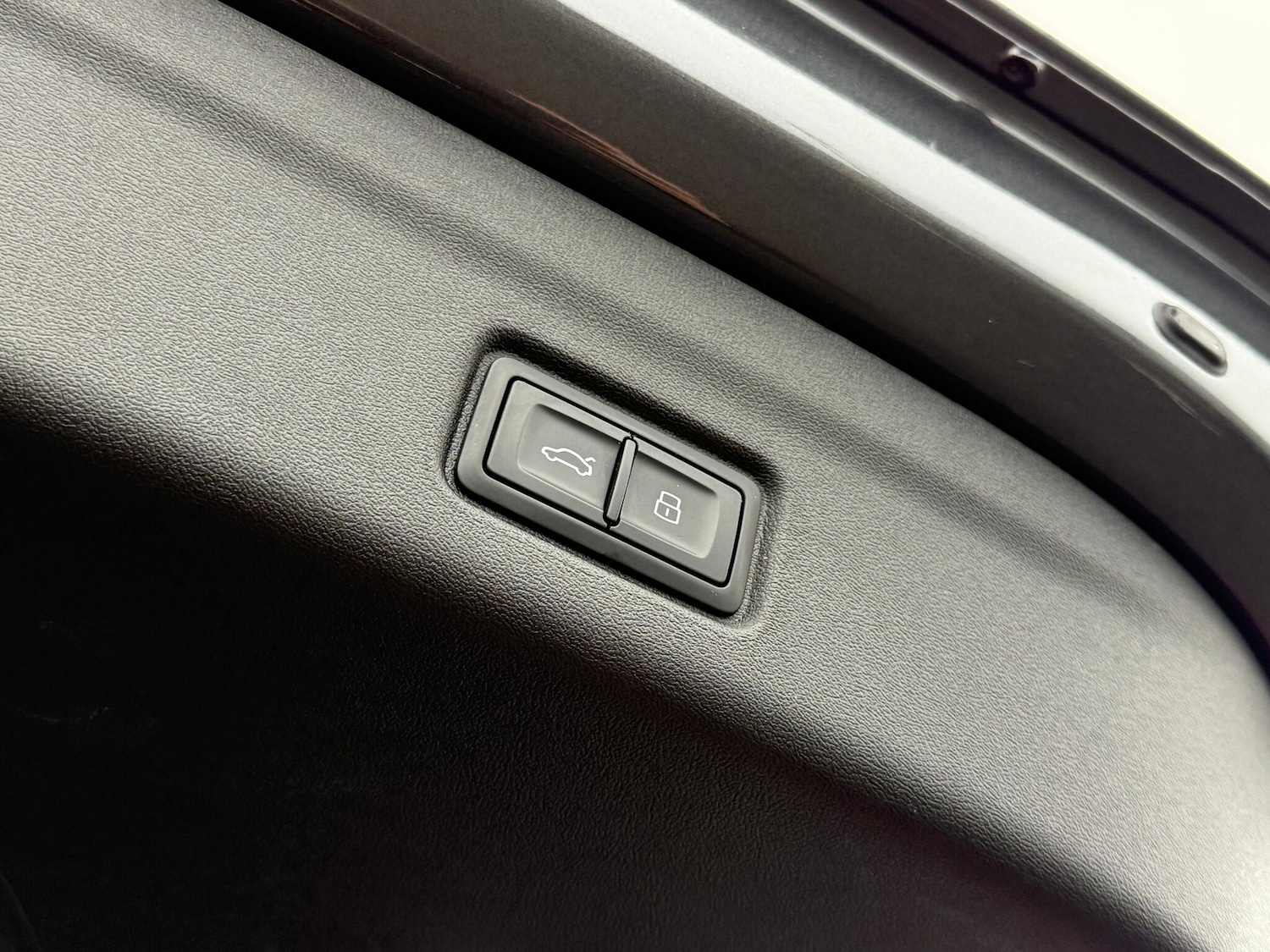 Used Audi Q6 e-tron 2024 for sale - 76953232: Photo 33