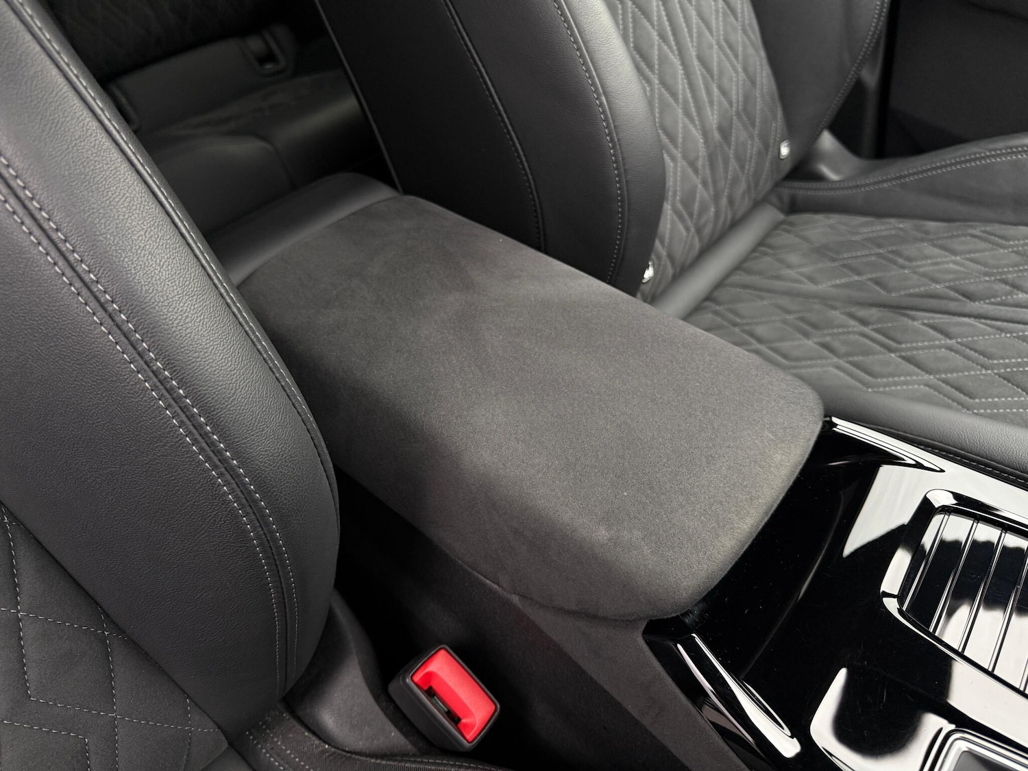 Used Audi Q6 e-tron 2024 for sale - 76953232: Photo 48