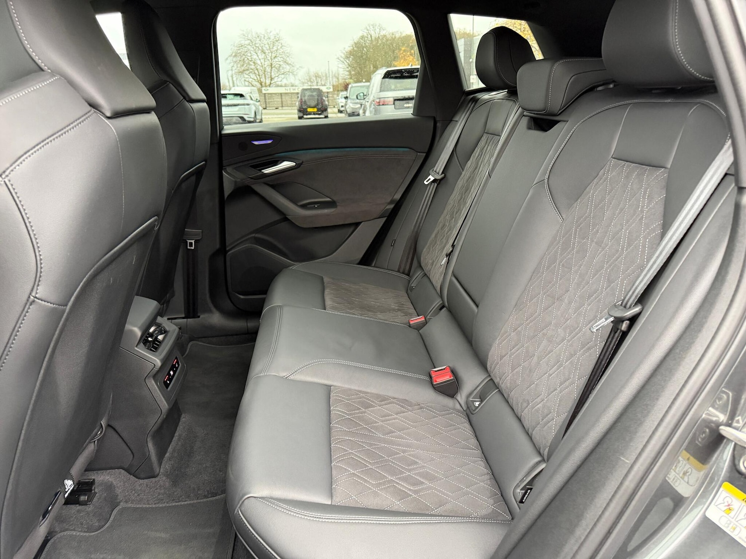 Used Audi Q6 e-tron 2024 for sale - 76953232: Photo 51