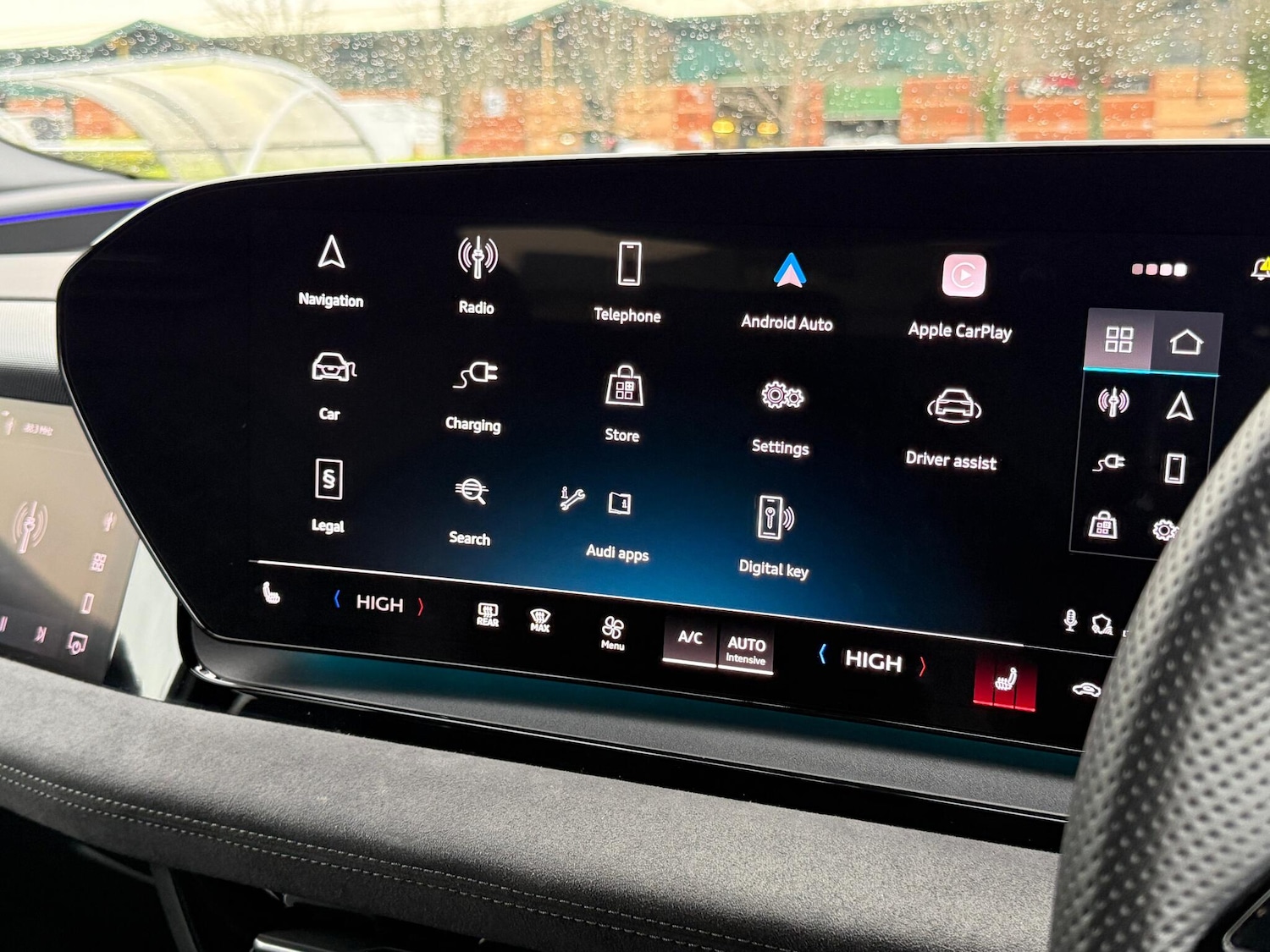 Used Audi Q6 e-tron 2024 for sale - 76953232: Photo 57