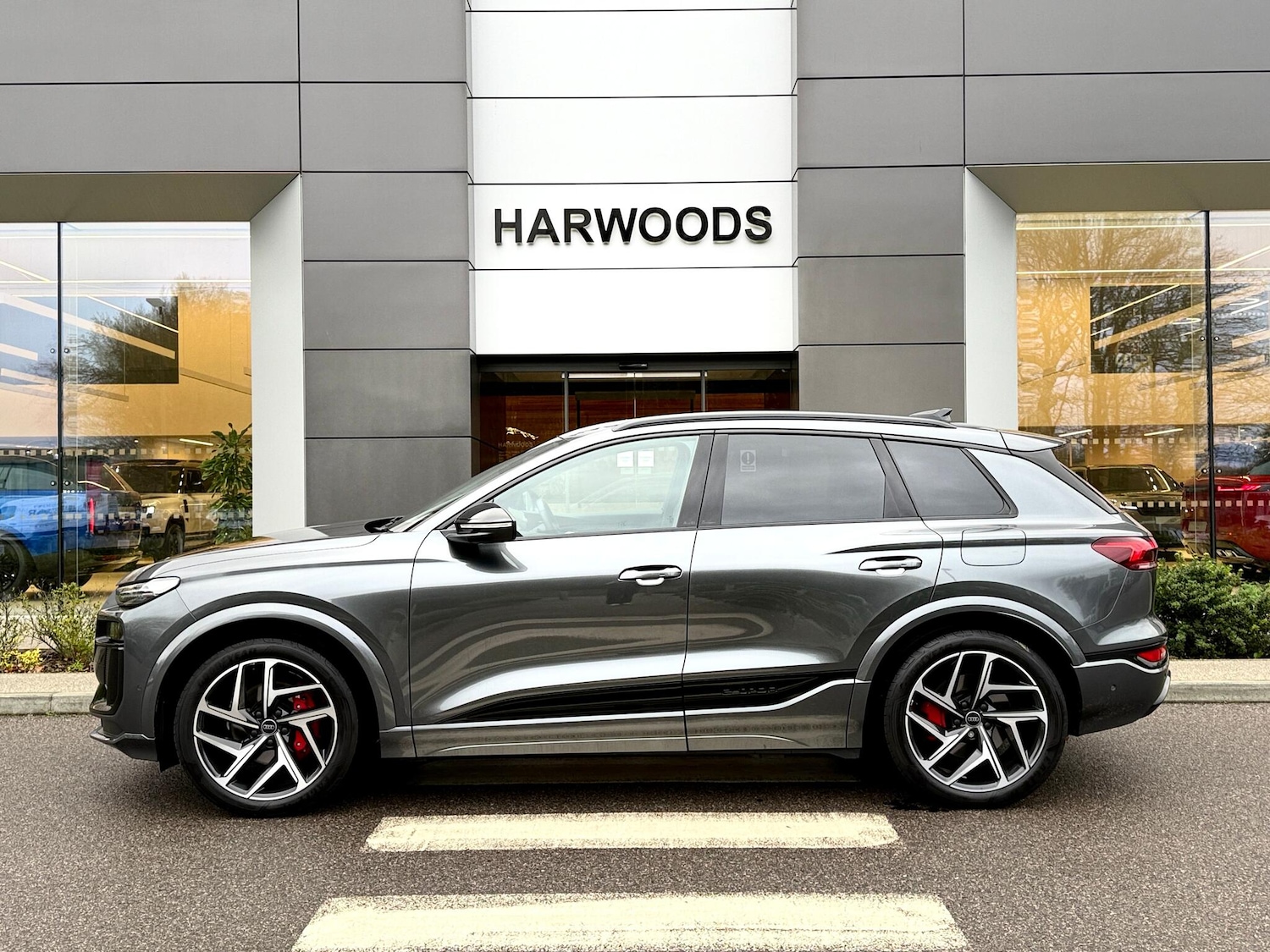 Used Audi Q6 e-tron 2024 for sale - 76953232: Photo 8