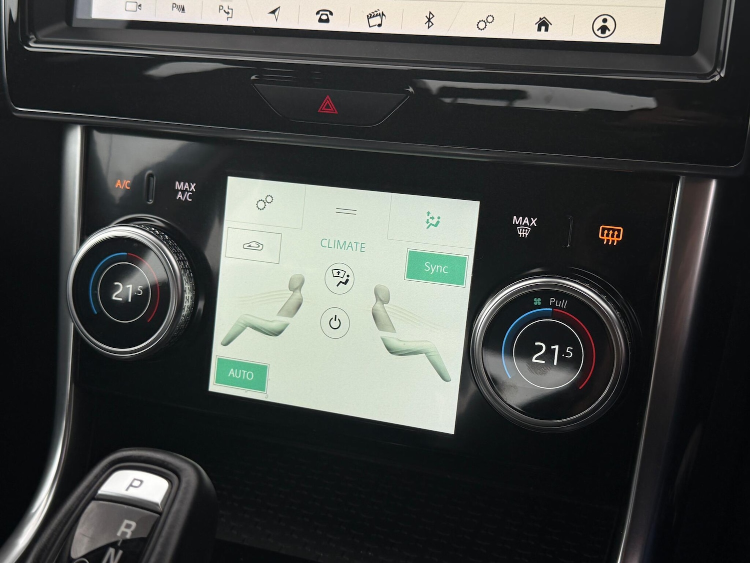 Used Jaguar XE 2019 for sale - 76952583: Photo 24