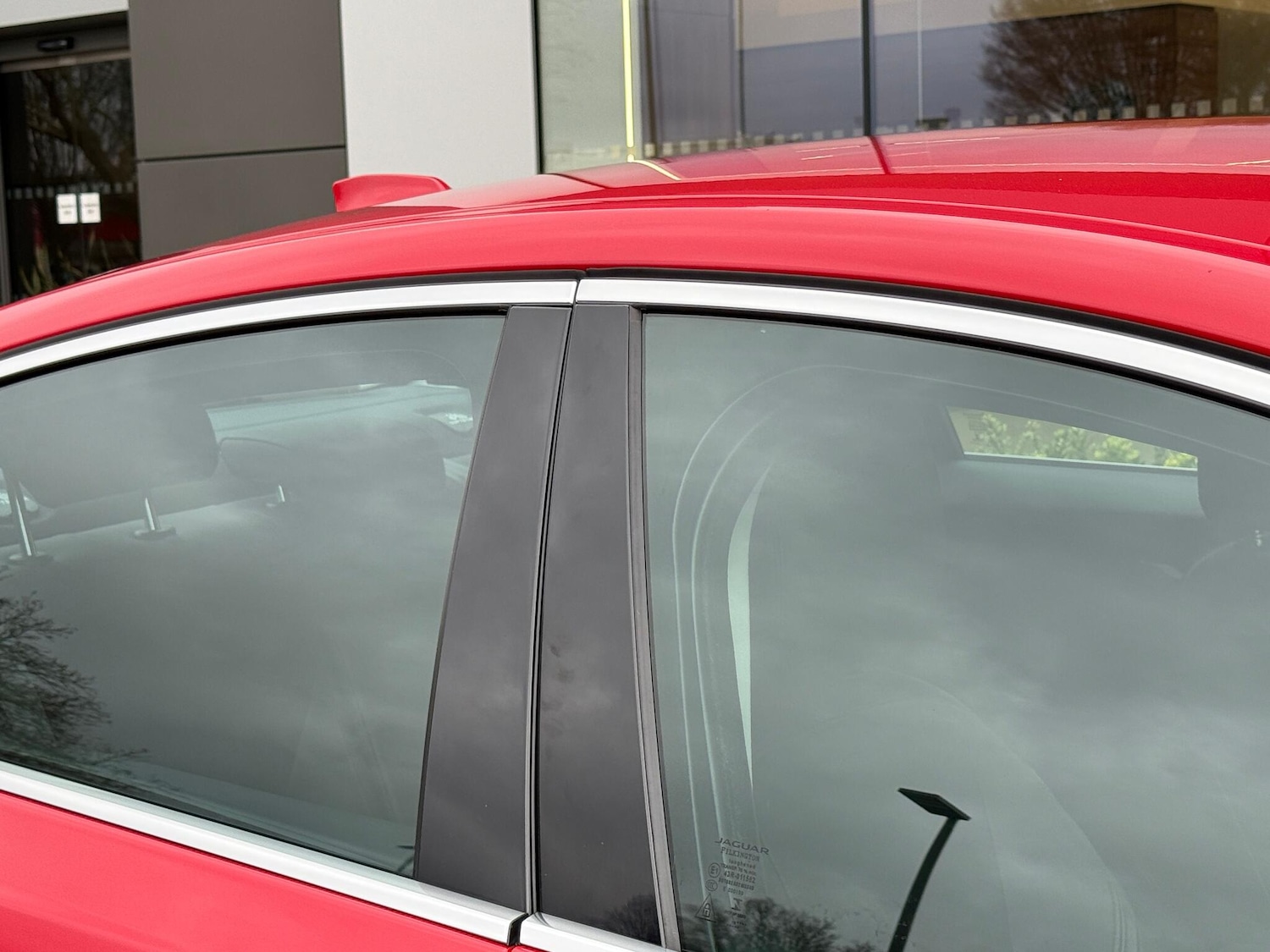 Used Jaguar XE 2019 for sale - 76952583: Photo 30