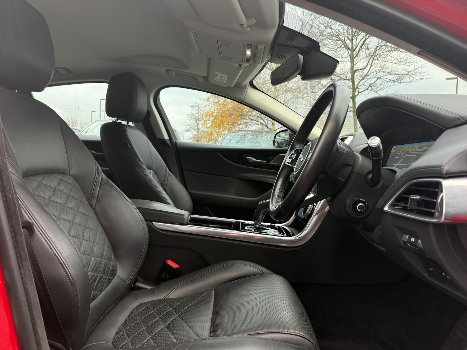 Used Jaguar XE 2019 for sale - 76952583: Photo 37