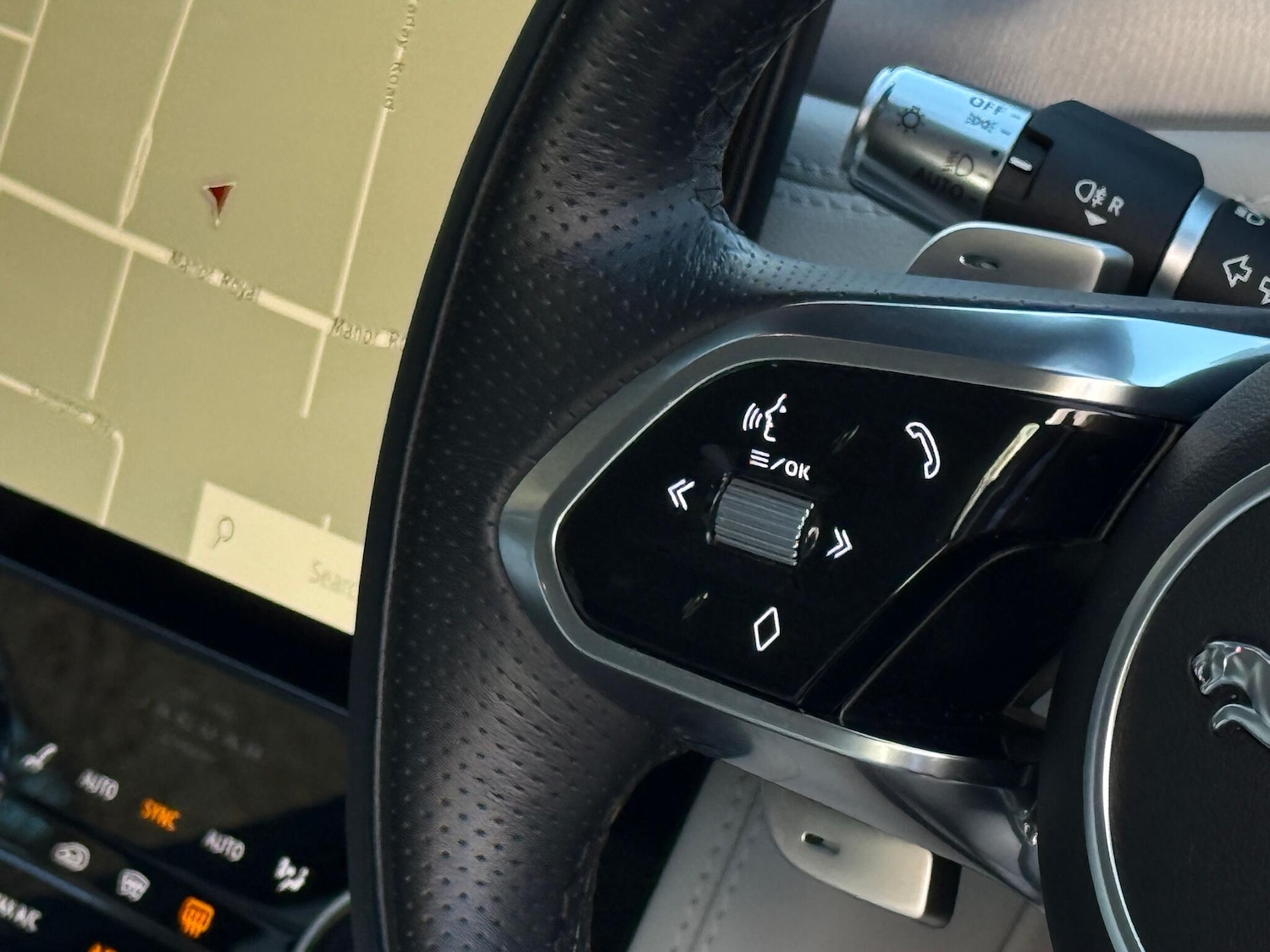 Used Jaguar F-Pace 2022 for sale - 77358865: Photo 41