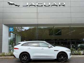 Used Jaguar F-Pace 2020 for sale - 75884359: Photo