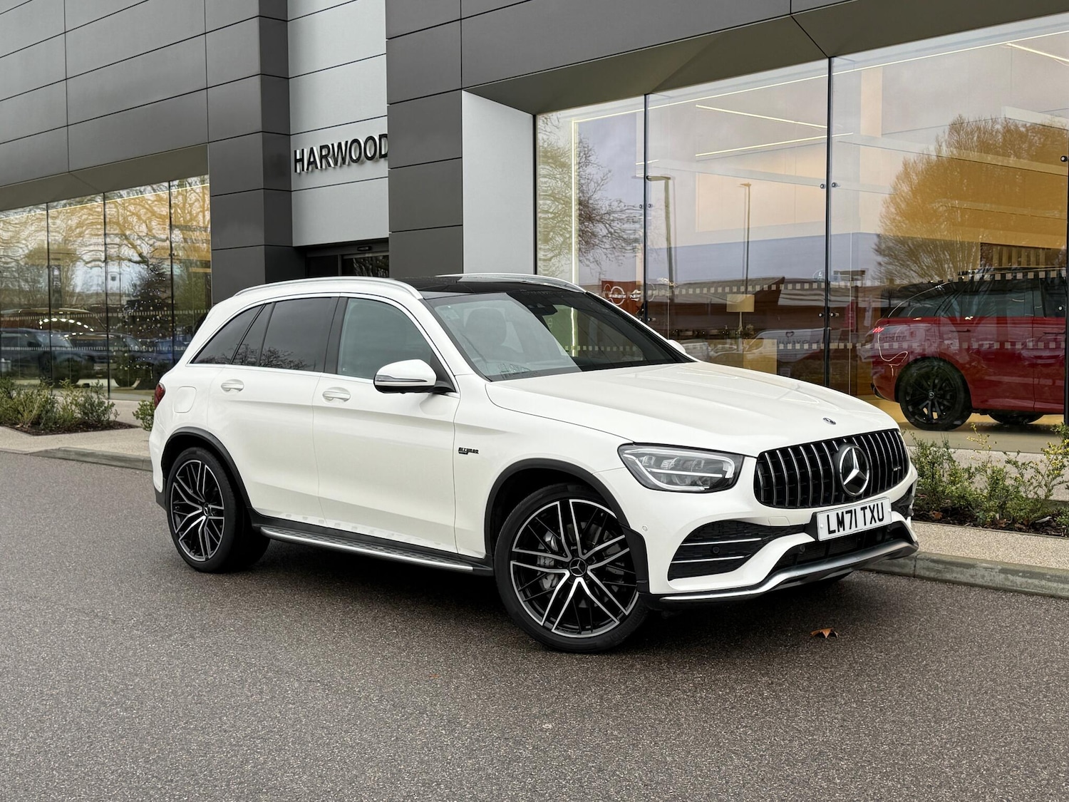 Used Mercedes-Benz GLC 2021 for sale - 76898588: Photo 1